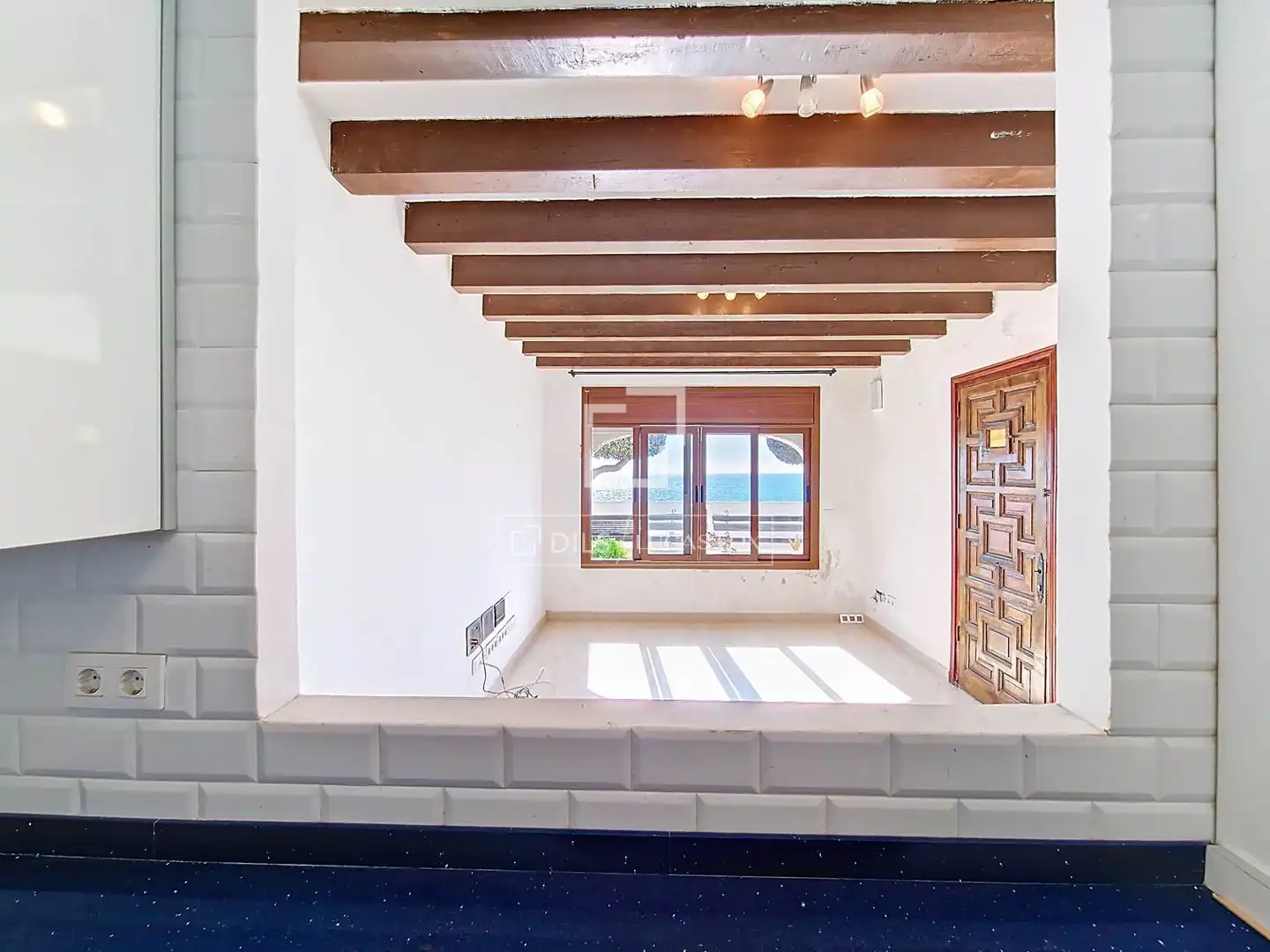 Flat for sale in Vilanova i la Geltrú  with Air Conditioner and Heating