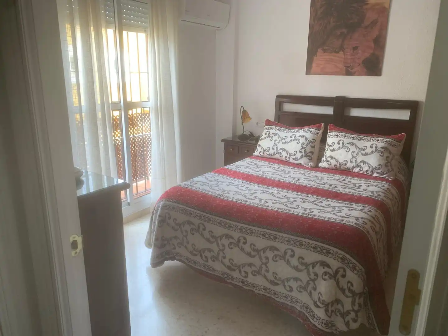 Dormitori de Casa adosada en venda en Sanlúcar de Barrameda amb Balcó
