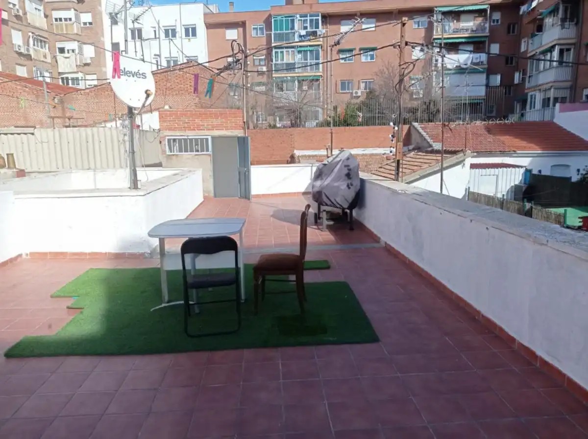 Apartament de lloguer a Valdeacederas
