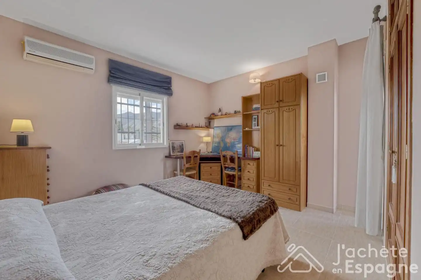 Habitación de Casa o chalet en venta en Málaga con Aire acondicionado, Jardín privado y Terraza