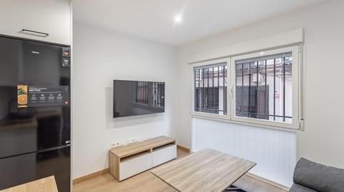 Foto 5 de Piso de alquiler en  Santa Lucia, Centro - Sagrario,  Granada Capital