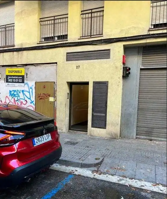 Individual for sale in Carrer de Torras i Bages, imagen 2