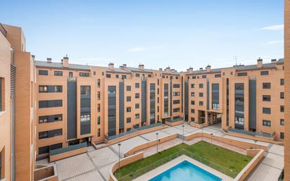 Vista exterior de Àtic de lloguer en Arroyo de la Encomienda amb Calefacció, Terrassa i Traster