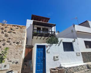 Exterior view of House or chalet for sale in La Oliva  with Private garden and Terrace