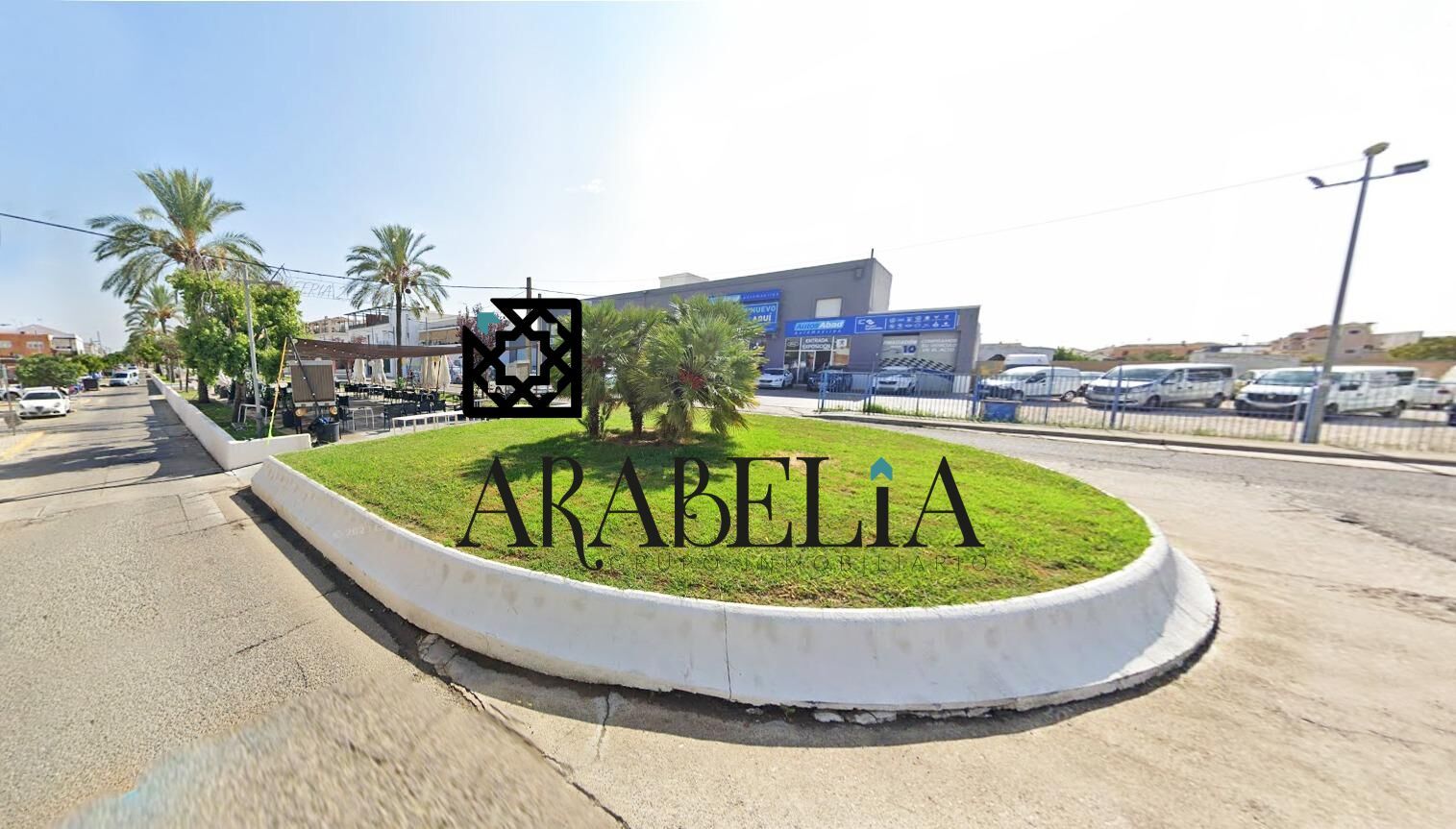 Exterior view of Planta baja for sale in La Carlota  with Air Conditioner, Heating and Parquet flooring