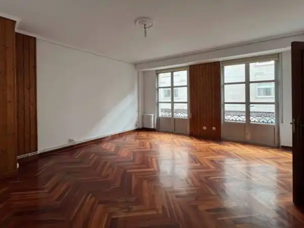 Appartamento con terrazza in vendita a Rúa das Nóreas