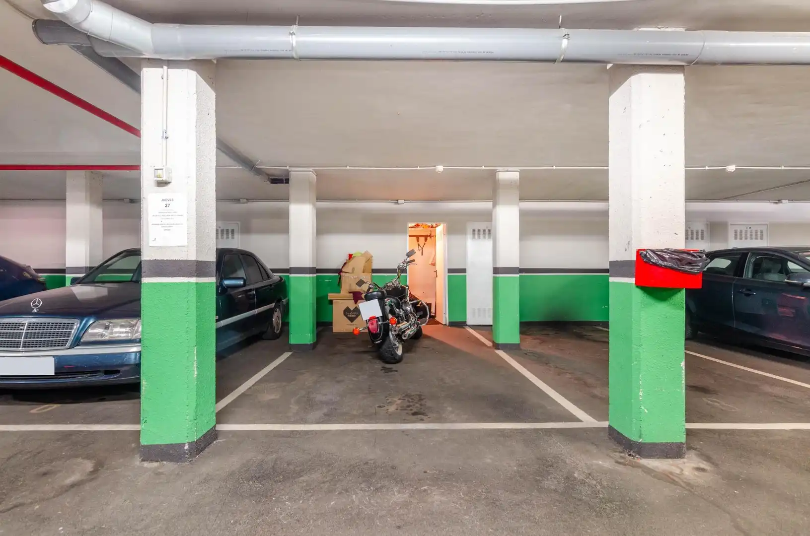 Parking de Piso en venta en Llanera con Calefacción, Trastero y Amueblado