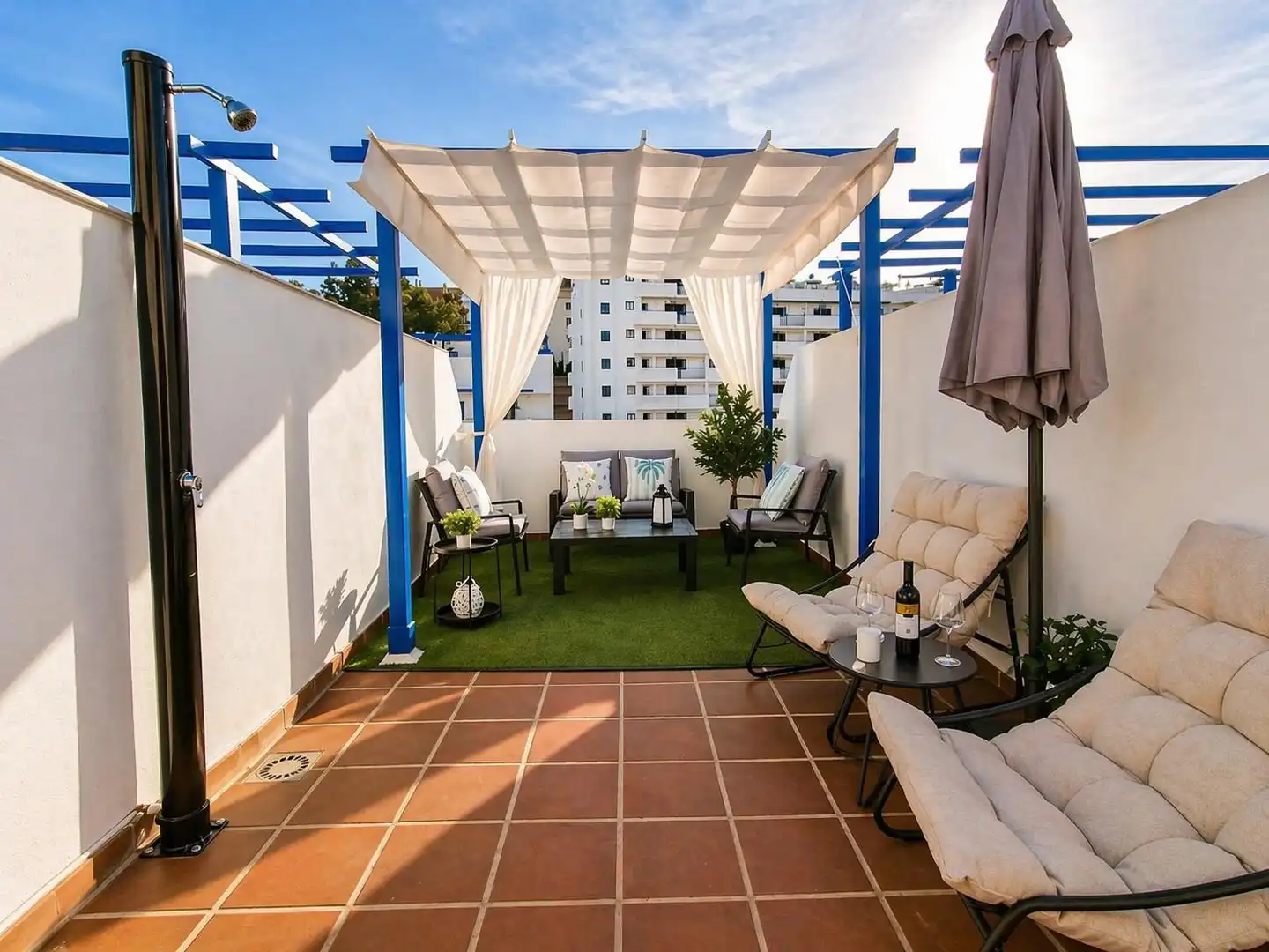 Terrasse von Dachboden zum Verkauf in Benalmádena mit Klimaanlage, Heizung und Terrasse