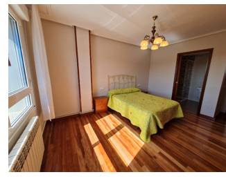 Piso en Alquiler en Rúa do Hórreo en Ensanche - Sar