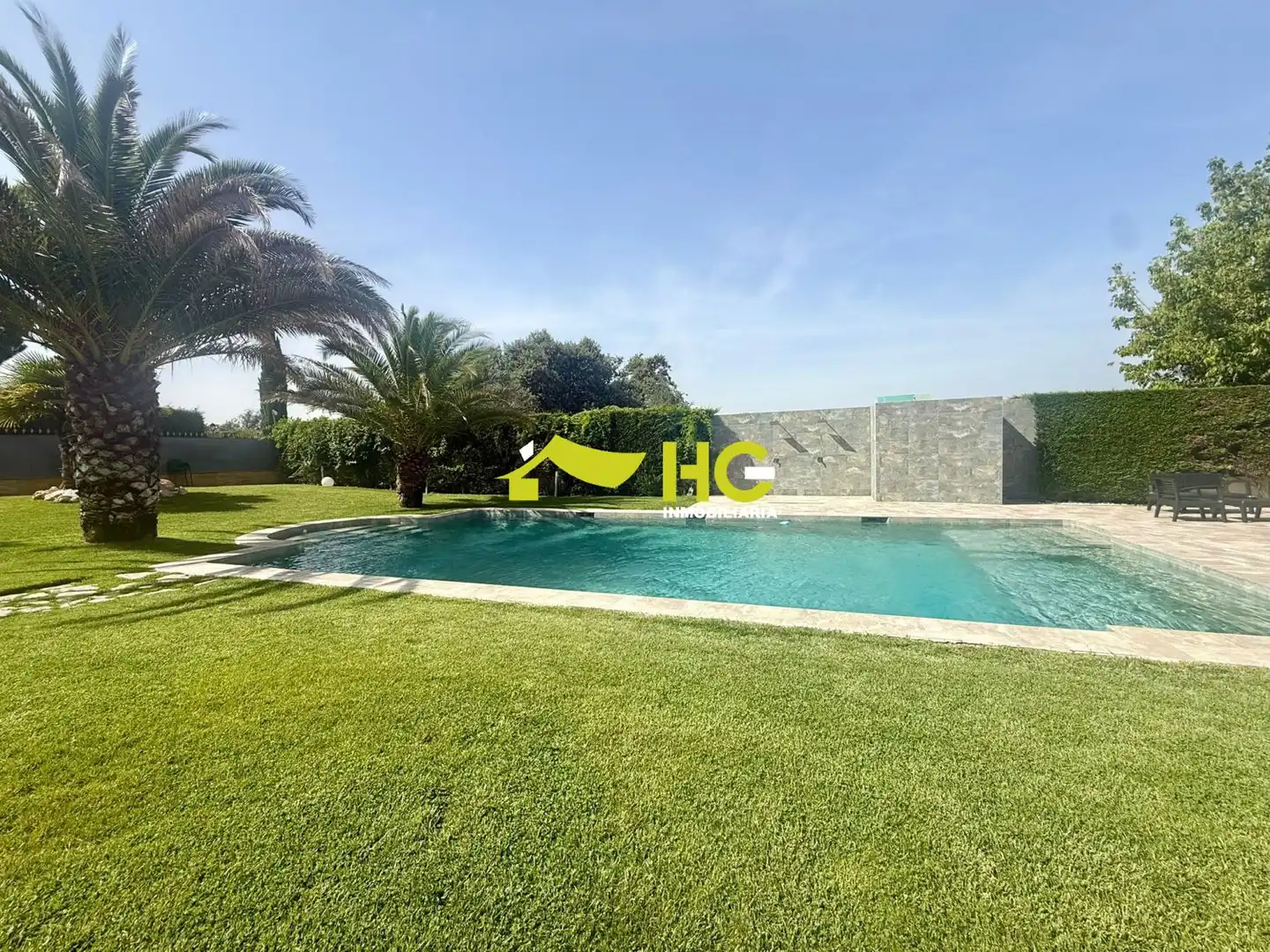 Piscina de Estudio de alquiler en Villaviciosa de Odón con Aire acondicionado, Calefacción y Amueblado