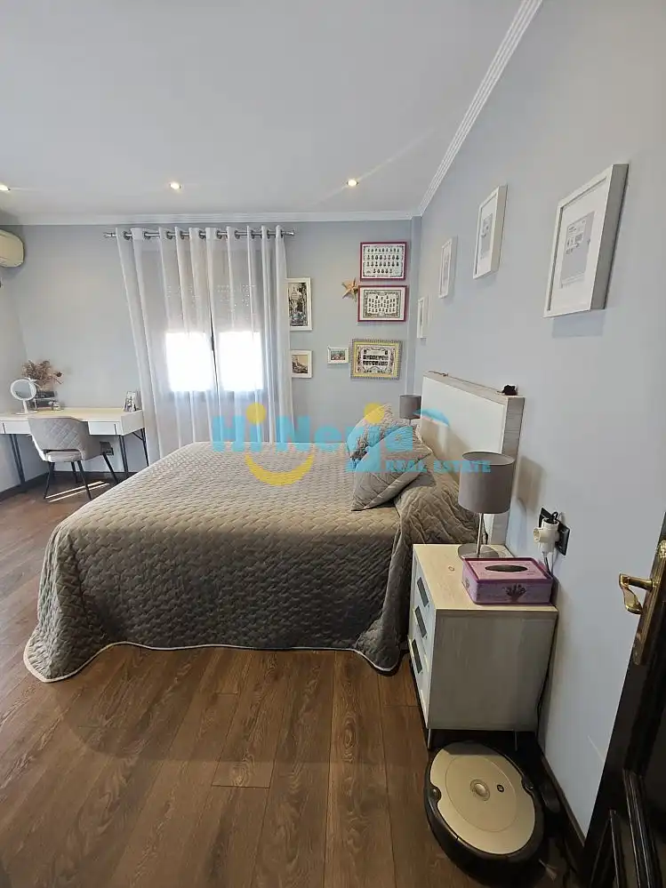 Habitación de Casa o chalet en venta en Torrox con Aire acondicionado, Calefacción y Terraza