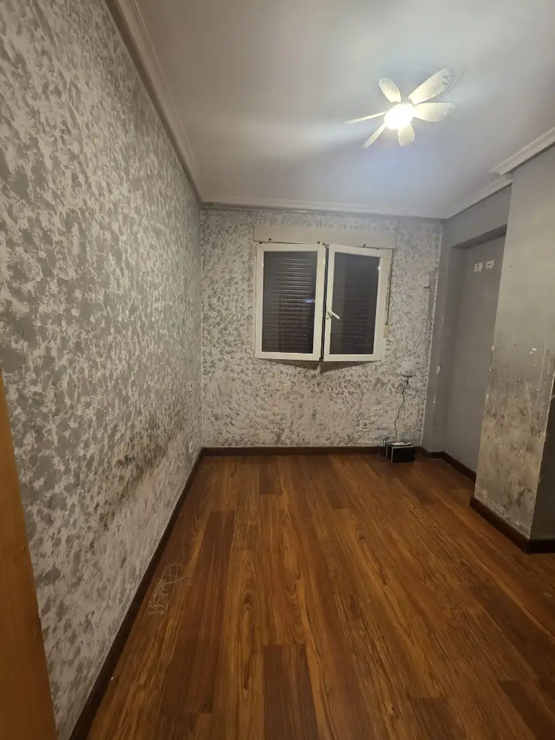 Bedroom of Flat for sale in Lutxana - Llano