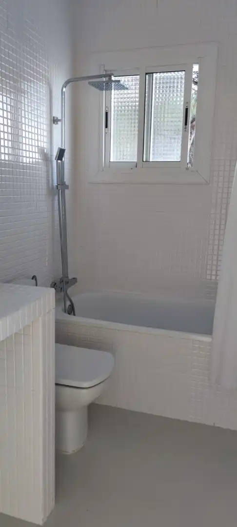Bathroom of Apartments for rent in Castelldefels  with Air Conditioner, Heating and Furnished
