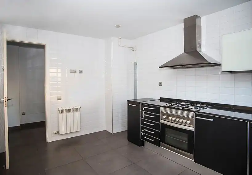 Cocina de Piso de alquiler en Sant Cugat del Vallès con Calefacción, Terraza y Trastero