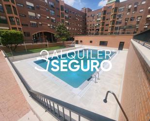 Swimming pool of Flat to rent in Alcorcón  with Air Conditioner, Heating and Storage room