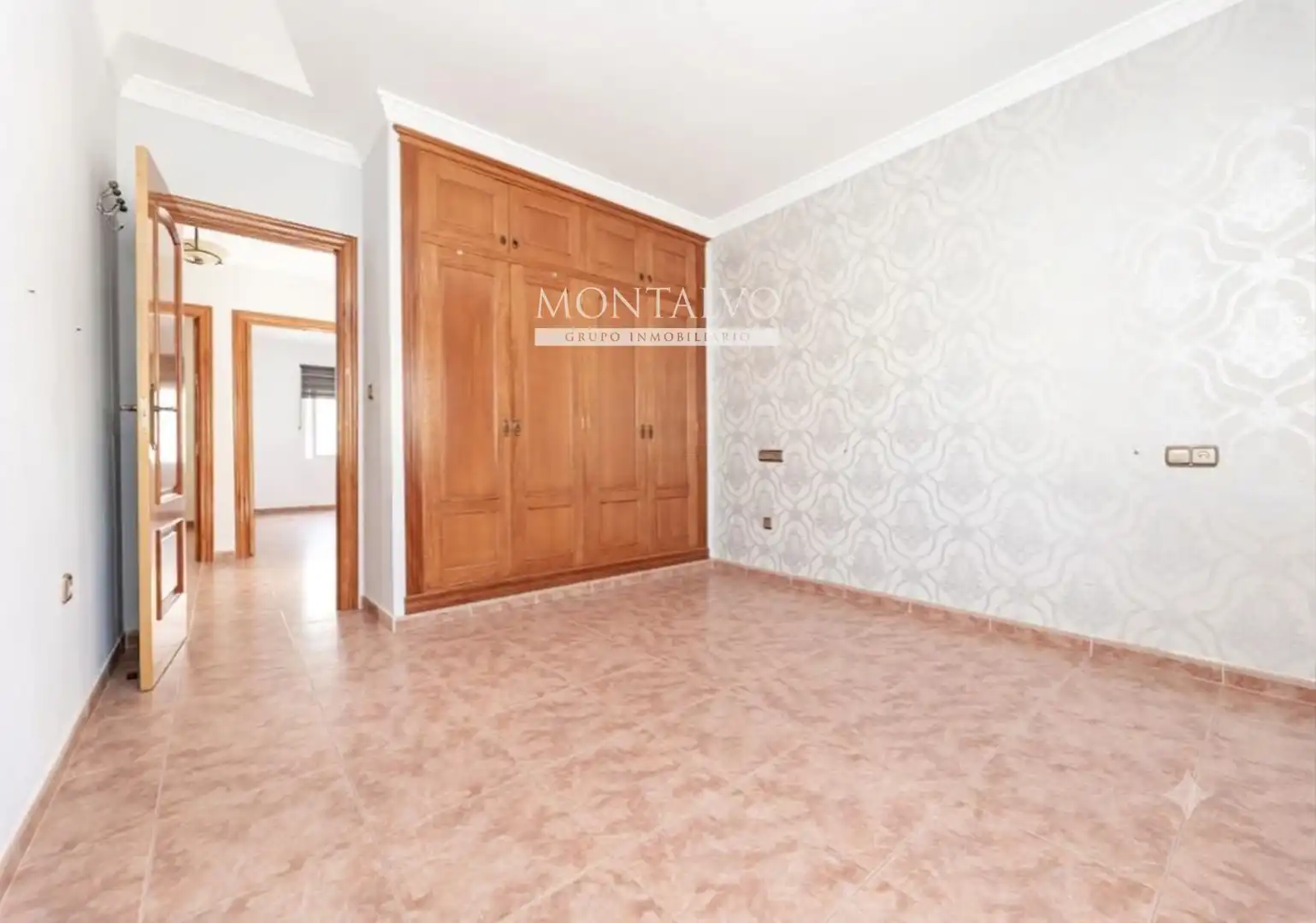 Habitación de Casa adosada en venta en Pinos Puente con Terraza y Trastero