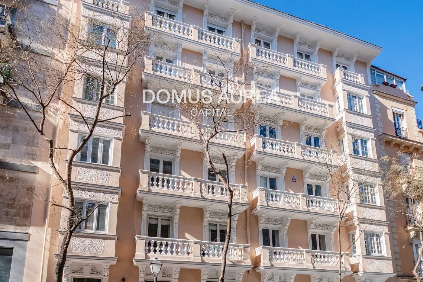 Vista exterior de Piso en venta en Madrid con Aire acondicionado, Calefacción y Parquet