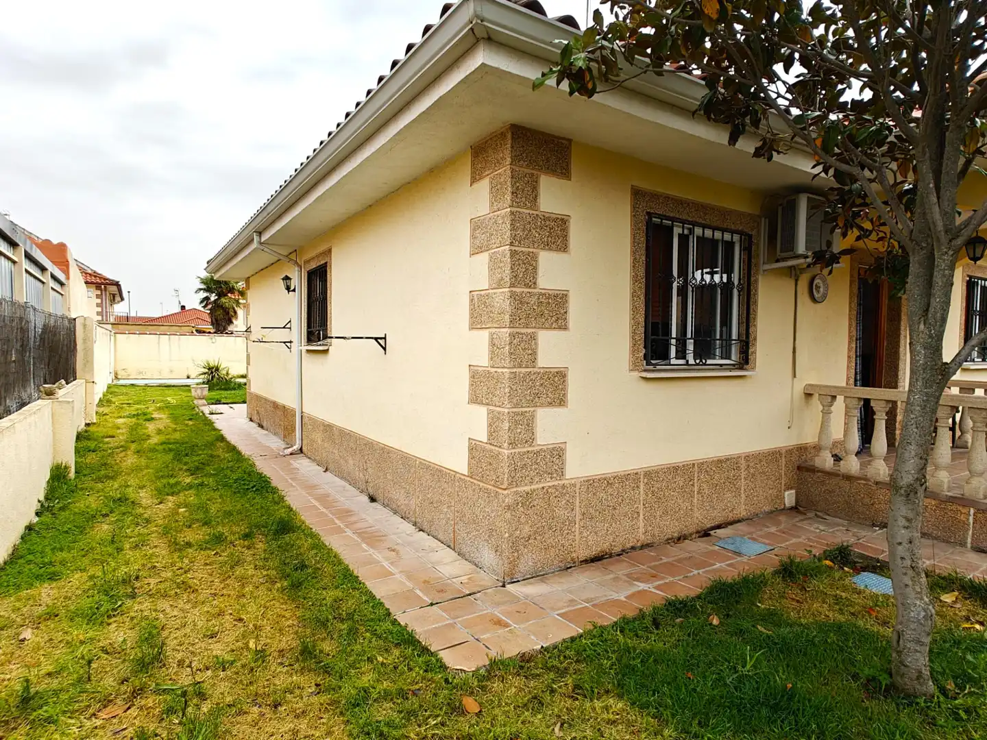 Exterior view of Houses for sale in Huecas