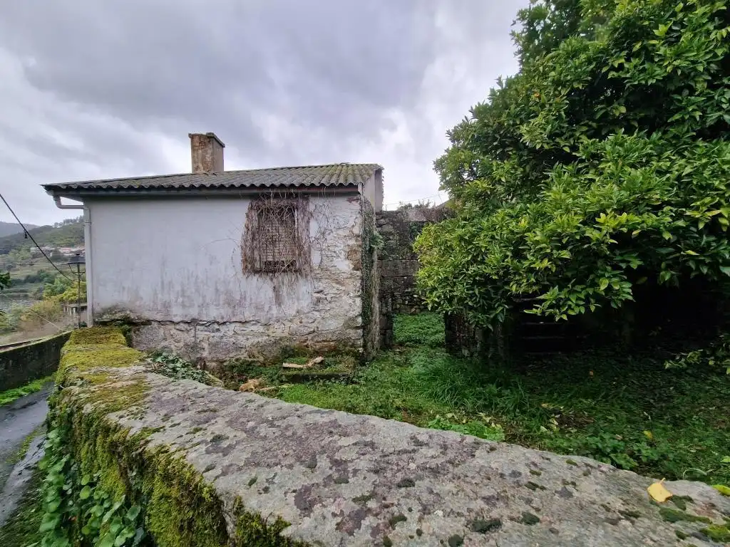 Finca rústica en venta en Ribadavia