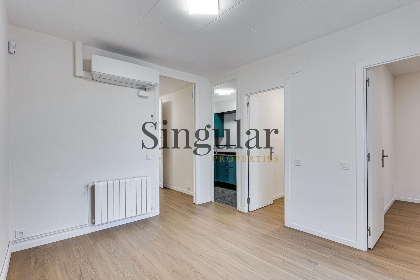 Habitación de Piso en venta en  Barcelona Capital con Aire acondicionado, Calefacción y Parquet