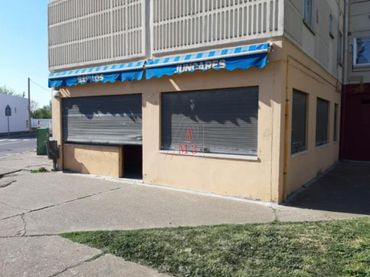 Local comercial en venda a Luis de Gongora