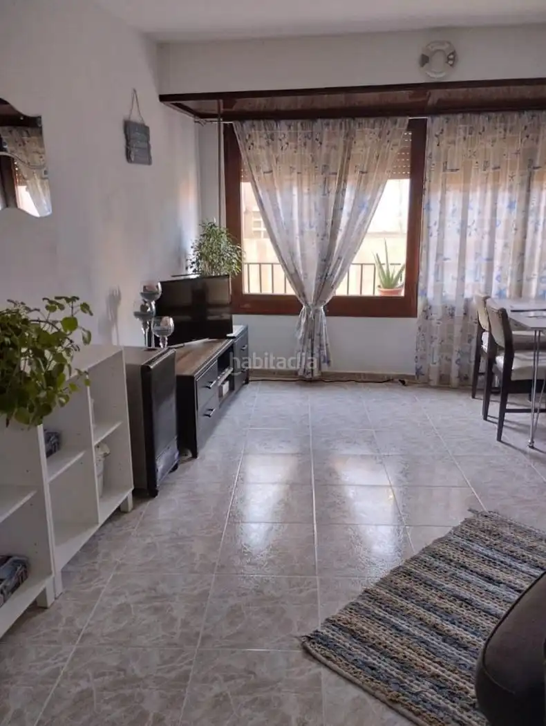 Flat with lift for sale in Carrer de Lluís Carulla 37