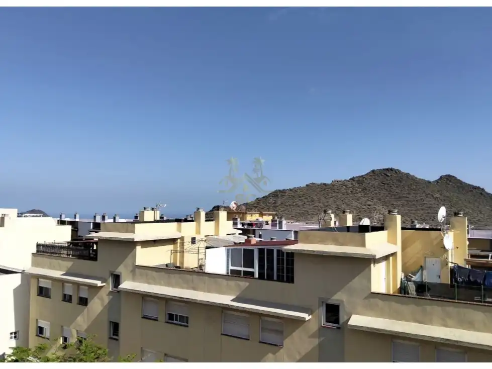 Außenansicht von Wohnungen zum Verkauf in Arona mit Terrasse und Möbliert