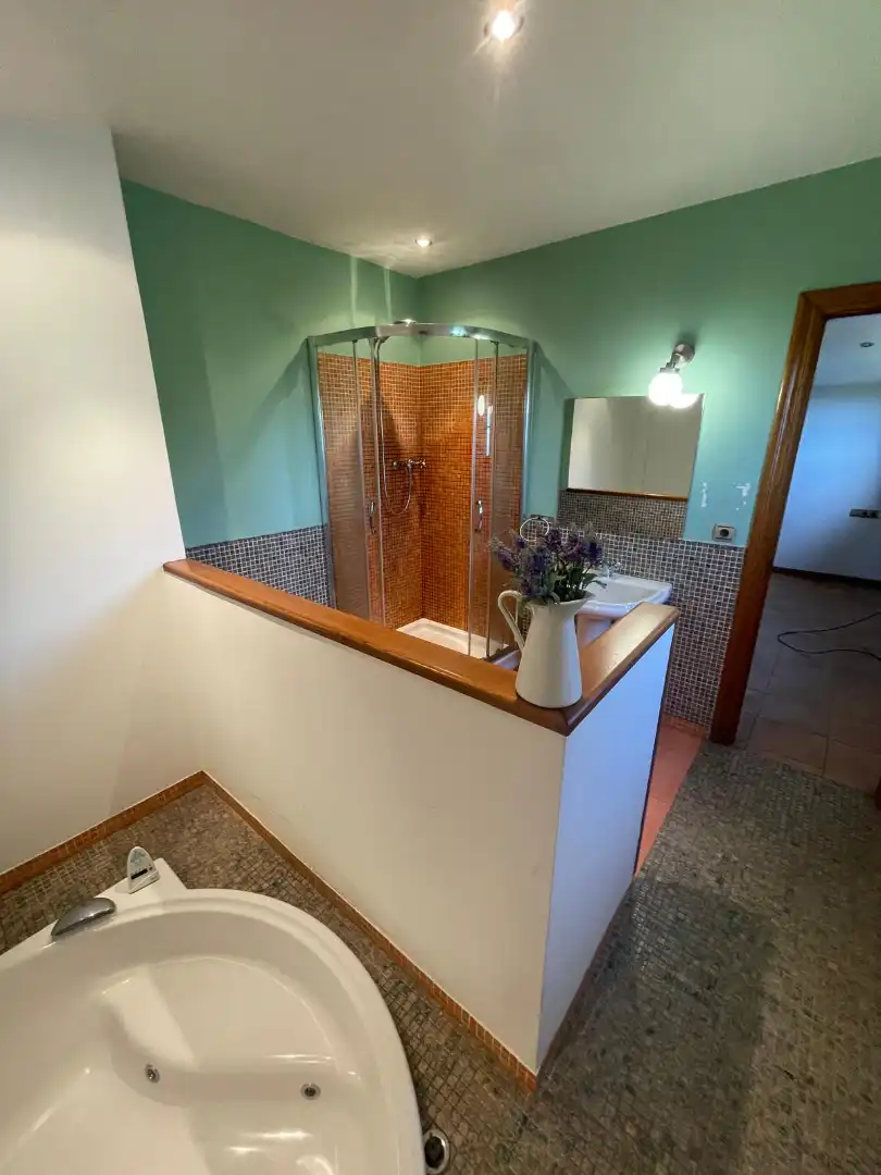 Bany de Casa o xalet en venda en Ferrol amb Calefacció, Forn i Rentadora