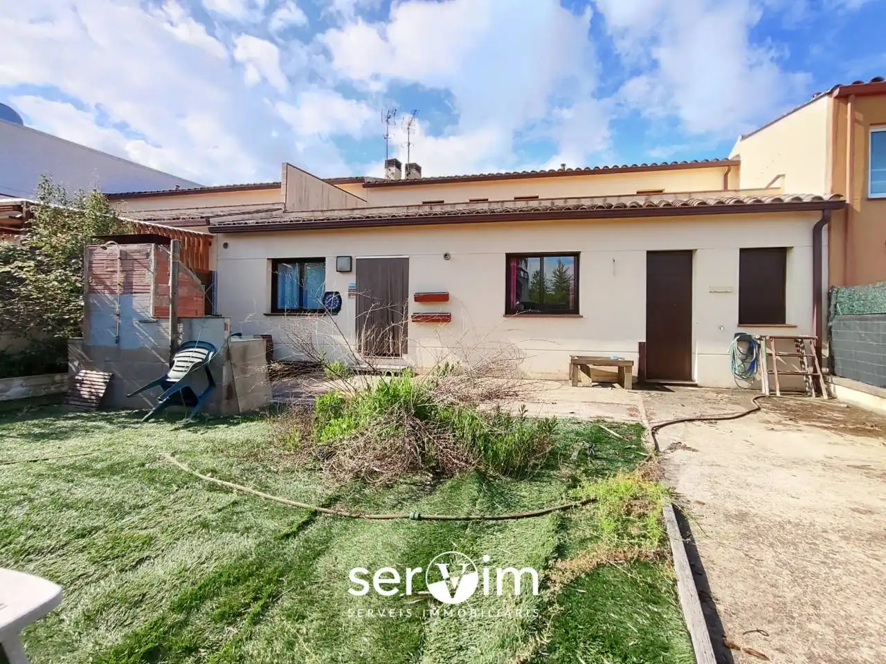 Jardí de Casa adosada en venda en Llagostera amb Calefacció, Jardí privat i Terrassa