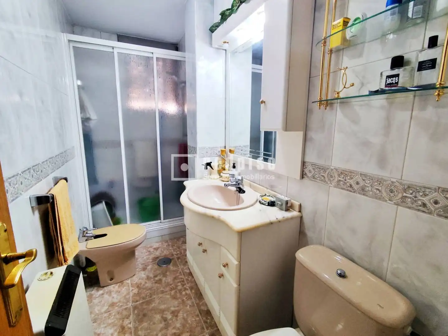 Baño de Piso en venta en Madrid con Aire acondicionado y Calefacción