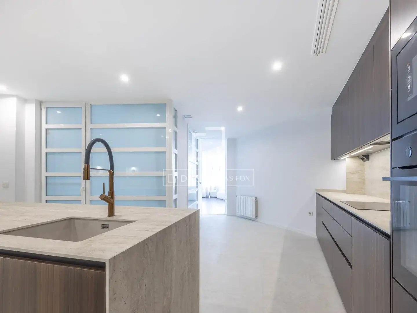 Kitchen of Flat for rent in Valencia  with Air Conditioner, Heating and Parquet flooring