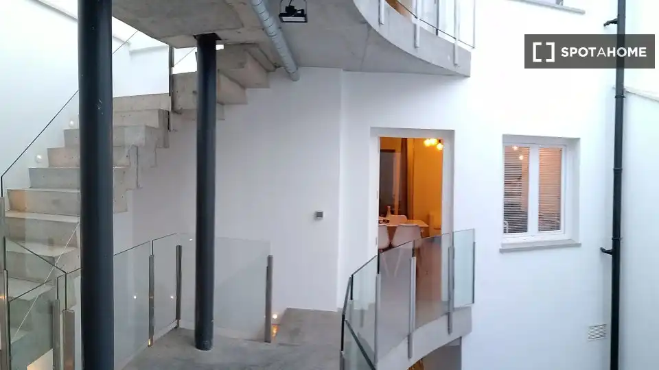Wohnung zur untervermieten in Córdoba mit Klimaanlage, Terrasse und Möbliert