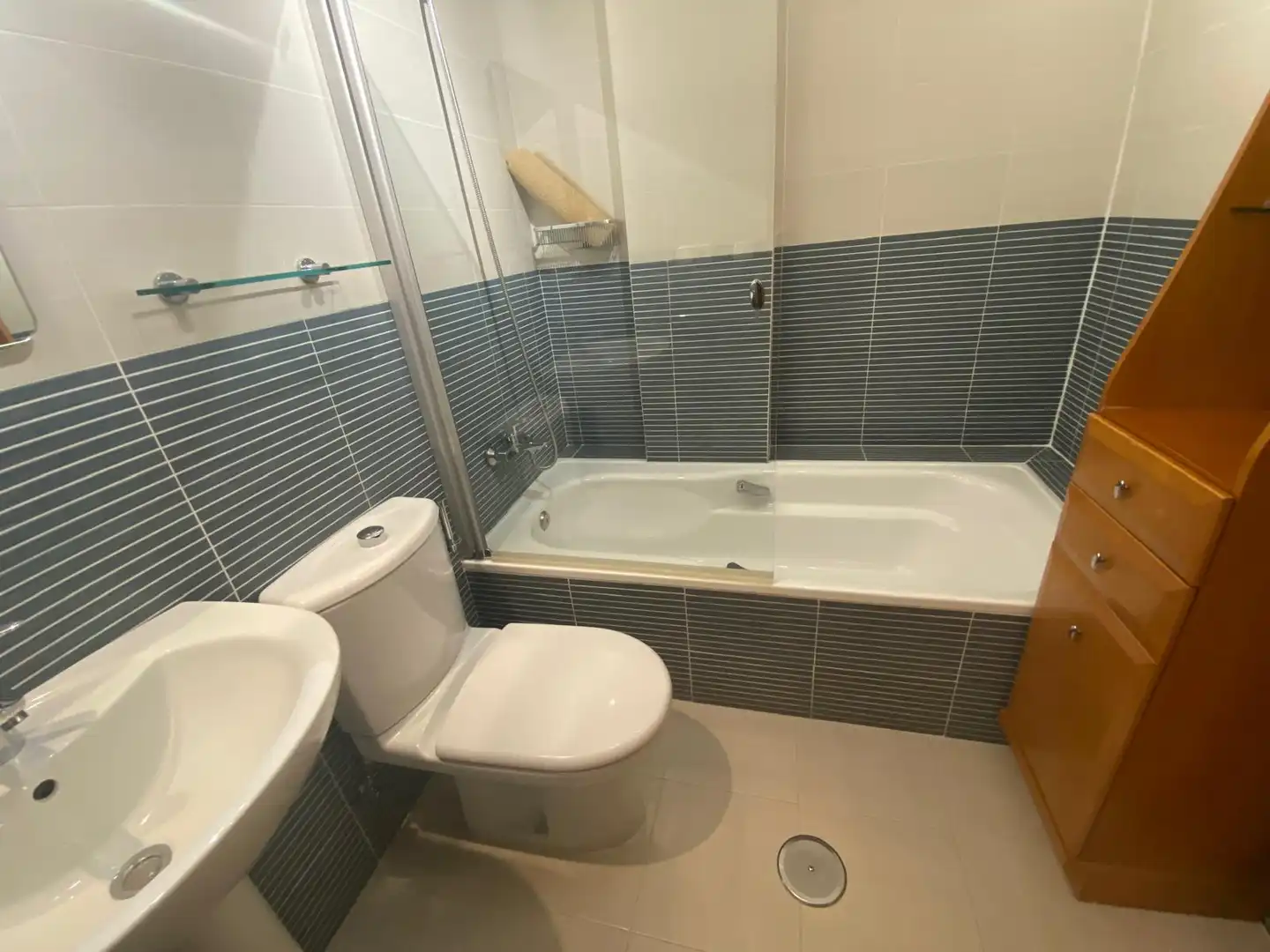 Bathroom of Detached homes for sale in Albacete  with Air Conditioner, Heating and Private garden