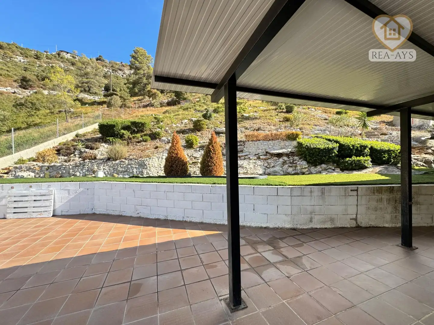 Terrassa de Casa o xalet en venda en Olesa de Bonesvalls amb Calefacció, Jardí privat i Parquet