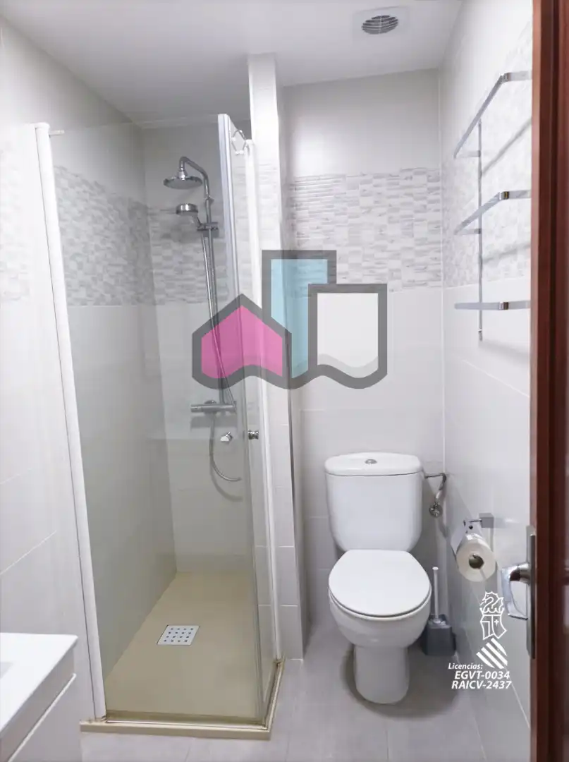 Piso con terraza en venta en Carrer de la Bega 44, imagen 15
