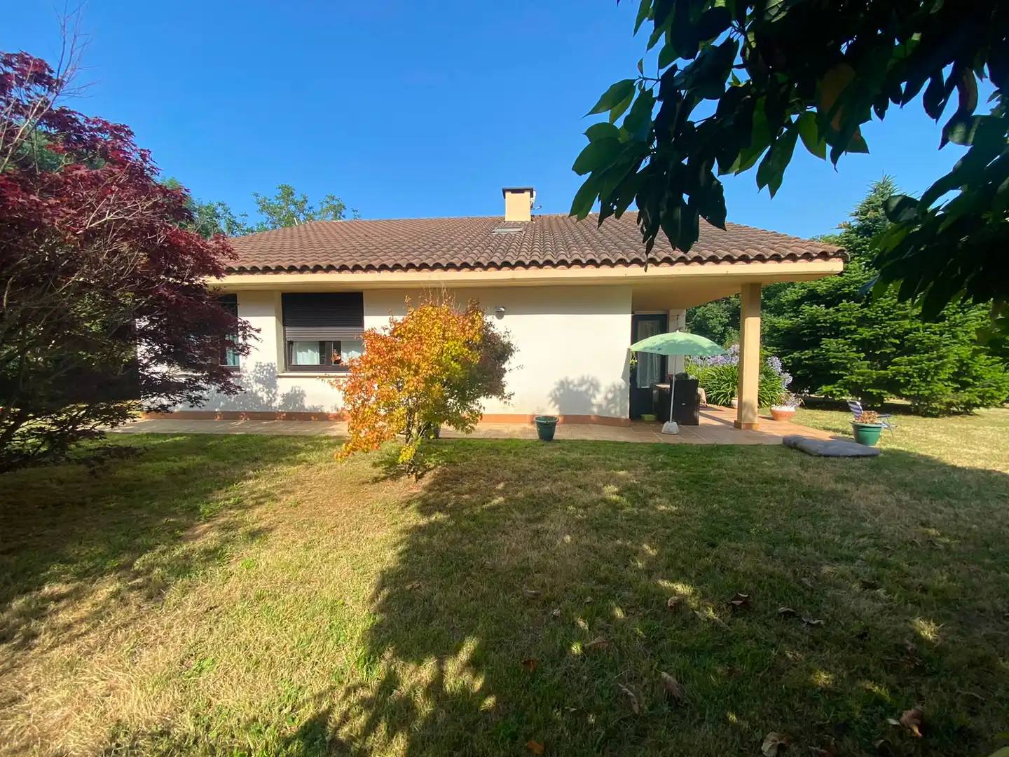 Exterior view of Houses for sale in Castro-Urdiales  with Heating, Private garden and Parquet flooring