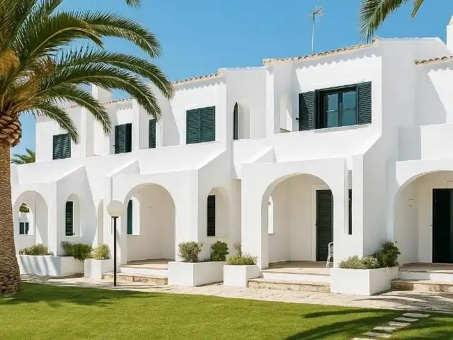 Habitatge amb piscina en venda a Carrer la Platja 3