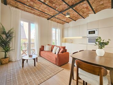 Flat with balcony for sale in Carrer MONISTROL