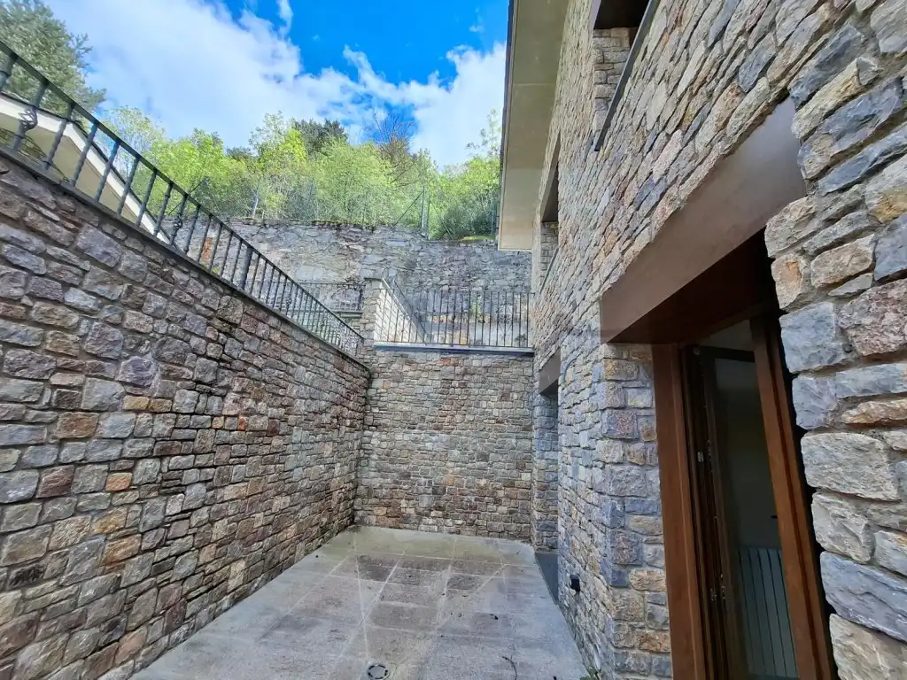Vista exterior de Casa o chalet en venta en Sant Julià de Lòria