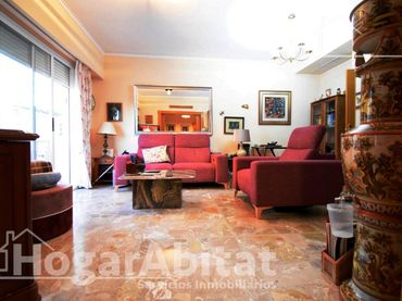 Wohnung mit Aufzug zum Verkauf in Calle de Joan Fuster