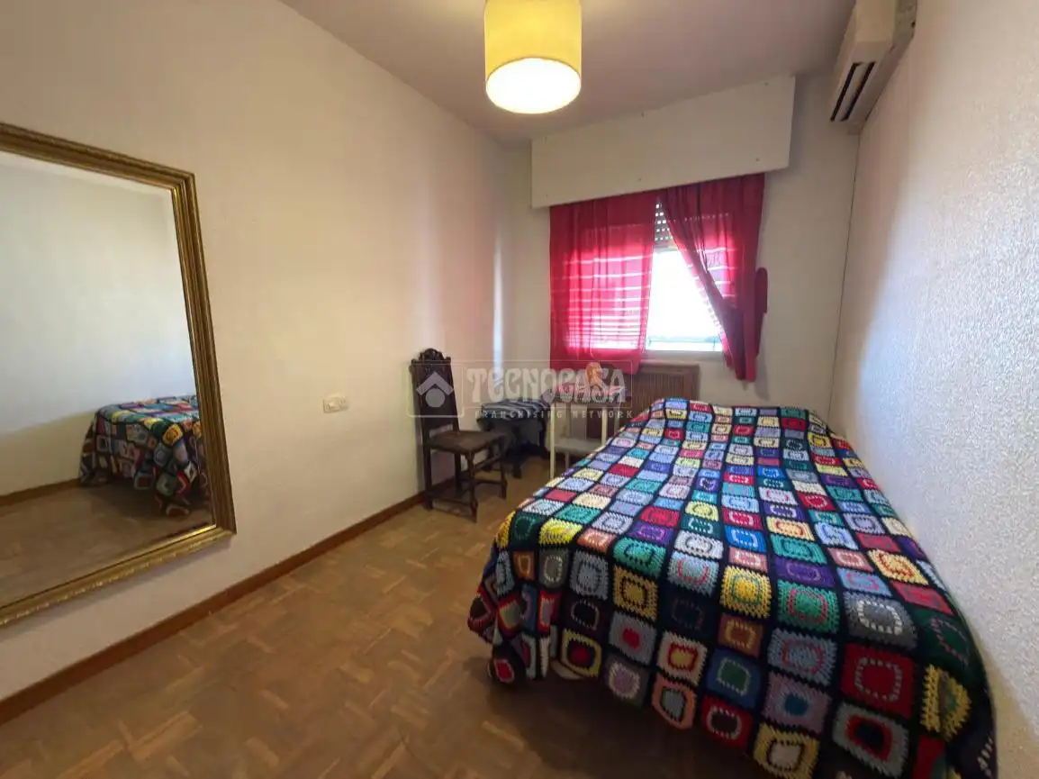 Schlafzimmer von Wohnung zum Verkauf in Alcobendas mit Klimaanlage, Heizung und Parkett