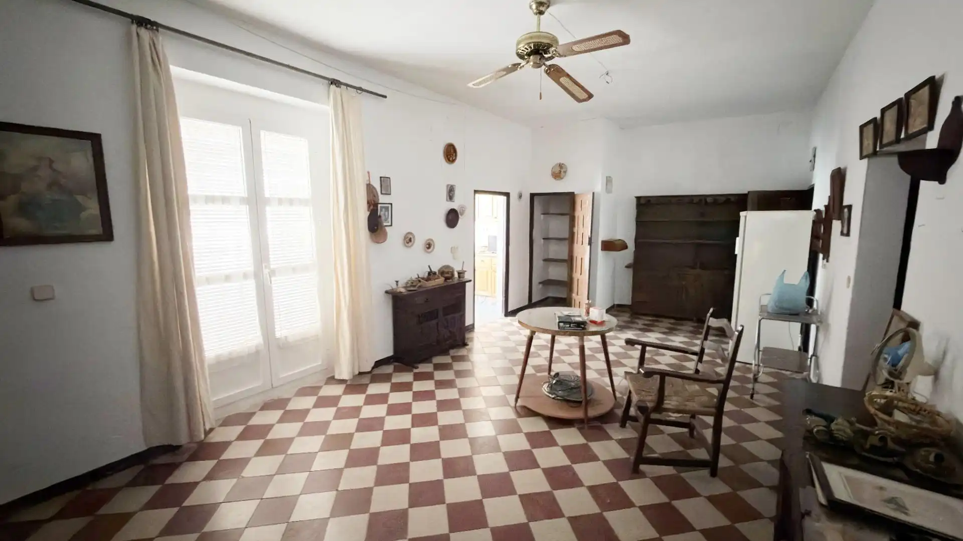 Sala de estar de Casa o chalet en venta en Moguer con Terraza y Balcón
