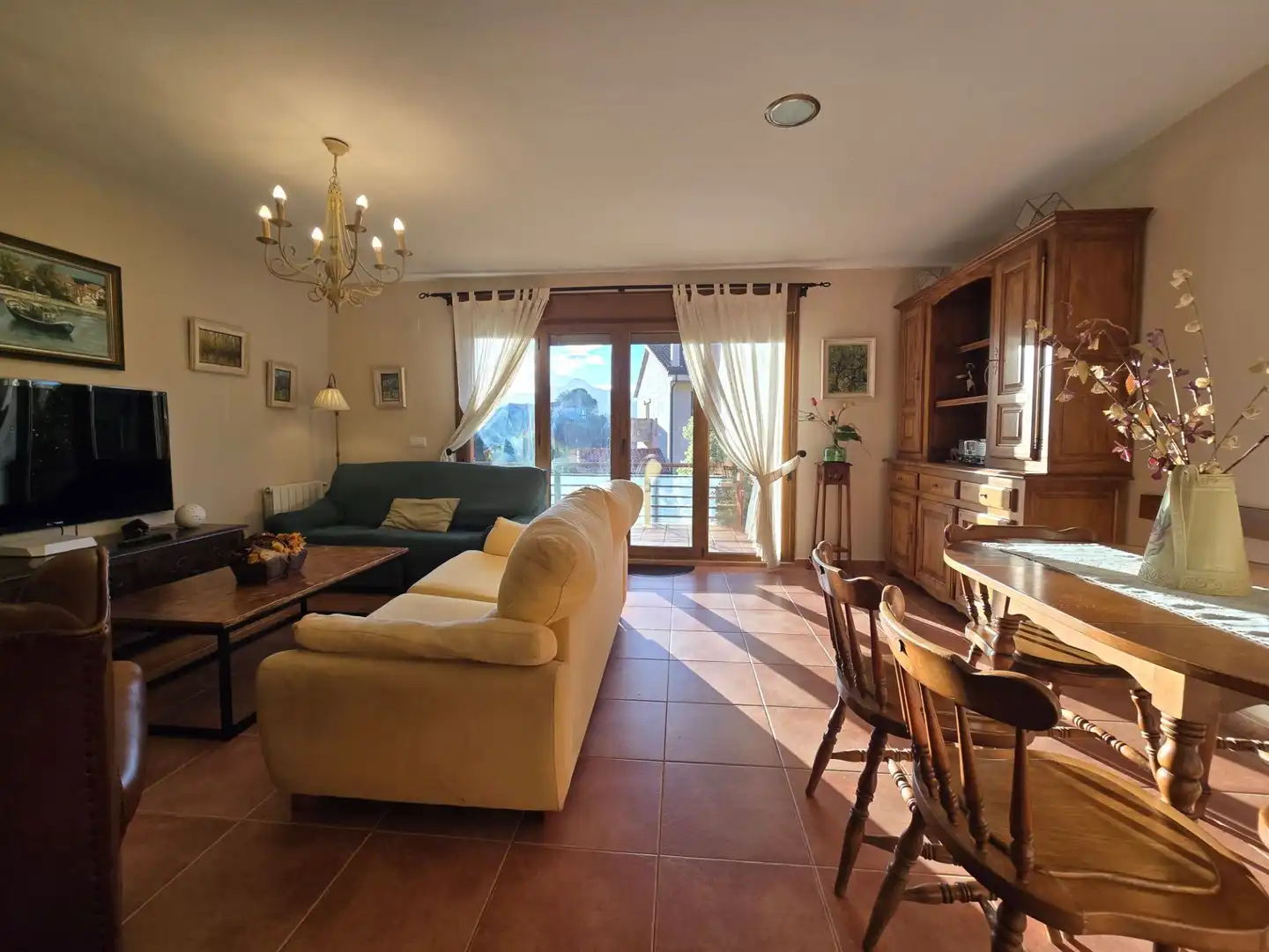 Sala de estar de Casa o chalet en venta en Llanes con Calefacción y Terraza
