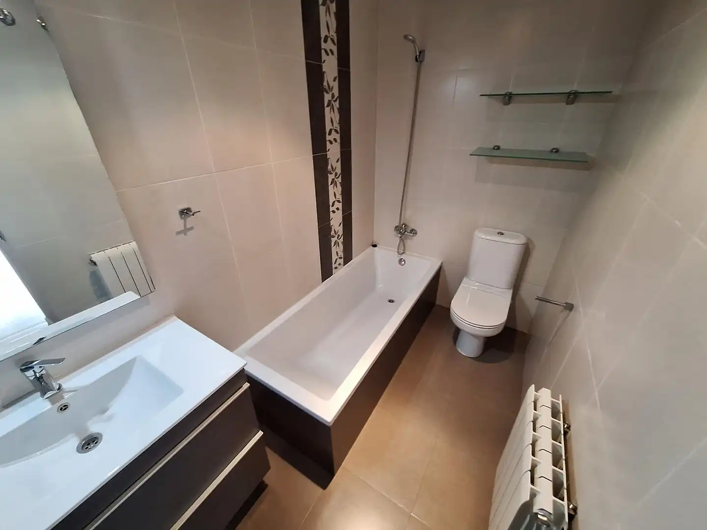 Baño de Piso en venta en Vilanova del Camí con Calefacción, Terraza y Trastero
