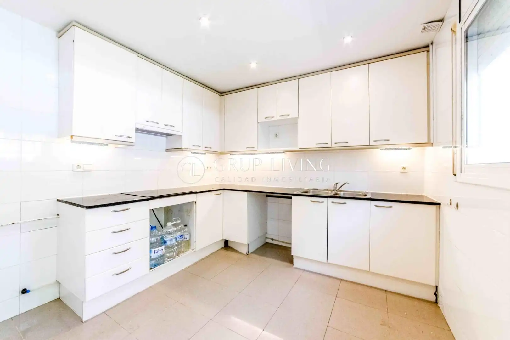 Casa amb terrassa en venda a Can Girona - Terramar - Vinyet, imagen 8