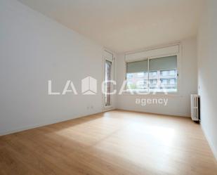 Bedroom of Flat for sale in  Barcelona Capital  with Heating