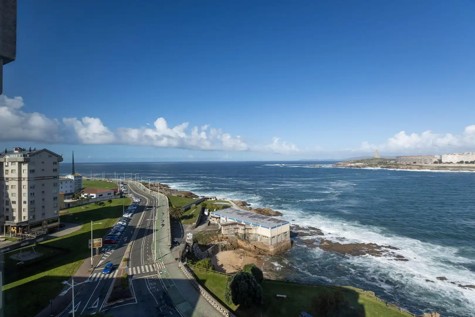 Vista exterior de Dúplex en venda en A Coruña Capital  amb Calefacció i Traster