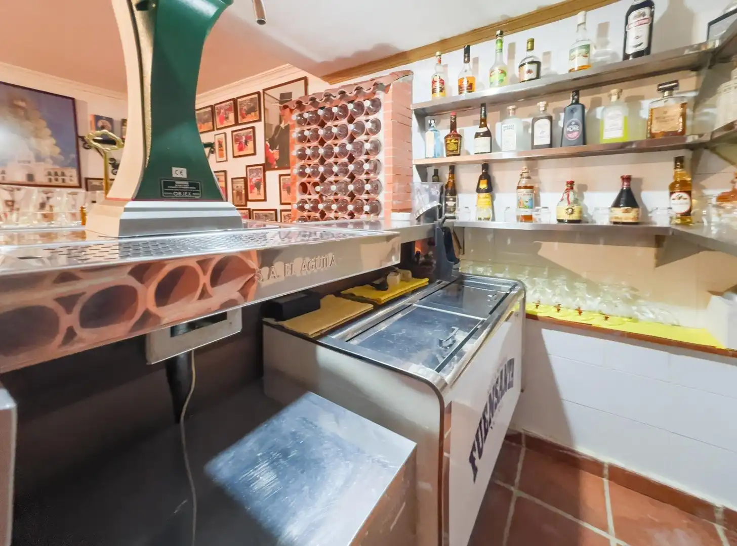 Kitchen of Houses for sale in Espartinas  with Air Conditioner, Private garden and Terrace