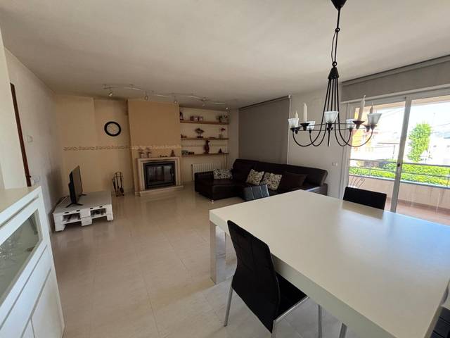 Casa-chalet en Venta en Torrelavit