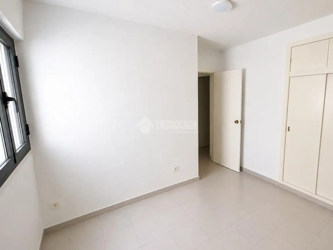 Schlafzimmer von Wohnung zum Verkauf in Alameda